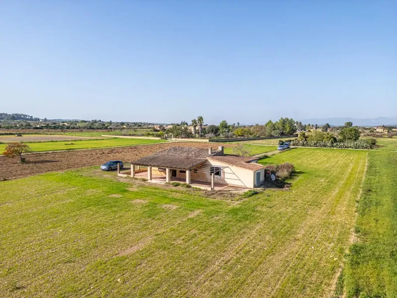 Finca in Montuiri, Mallorca, managed by the real estate agency Gestpropiedad, featuring open views and a privileged location — photo 2