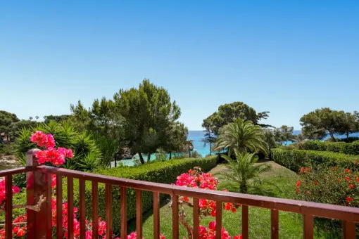 Manacor, beautiful ground-floor apartment in Cala Mandia with a garden — photo 2