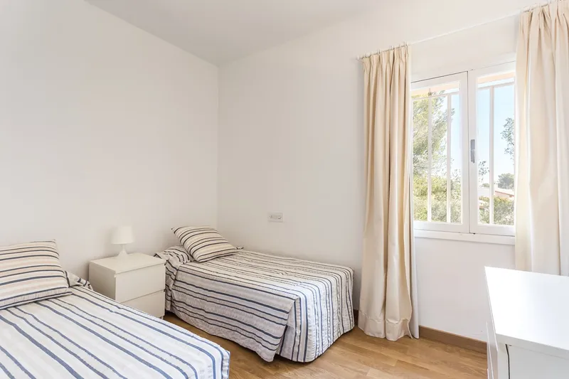 Seasonal rental house, until June, in Costa d'en Blanes. — photo 11