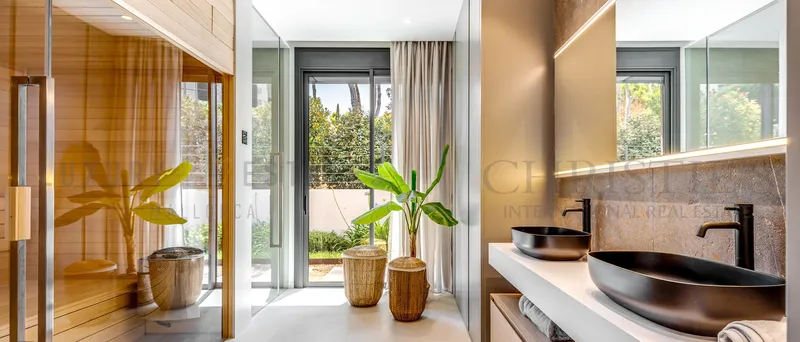 Modern new build luxury villa in Santa Ponsa on Mallorca with sea views — photo 9