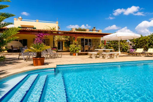 Santanyi, Mediterranean finca-style house with ETV license for 10 people, sea views and pool in the best location of Cap des Moro — photo 2