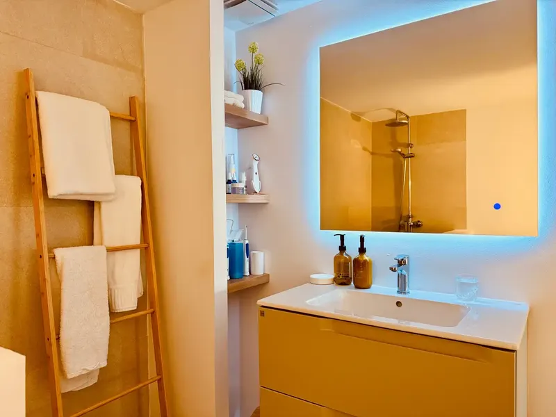 Exceptional opportunity in the historic center of Artà to acquire two adjoining penthouses and join them to create a home — photo 8