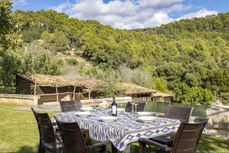 Exclusive stone finca with pool and holiday license in Santa Magdalena - Inca — photo 6