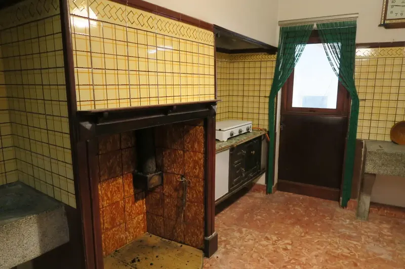 Village house with 2 entrances from 2 streets, with possibility to build another floor — photo 9