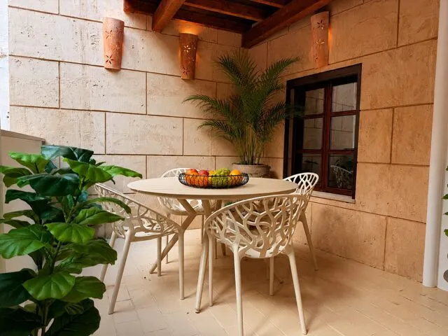 Season: Modern Apartment with Terrace in the Center of Llucmajor — AP 11 — photo 2