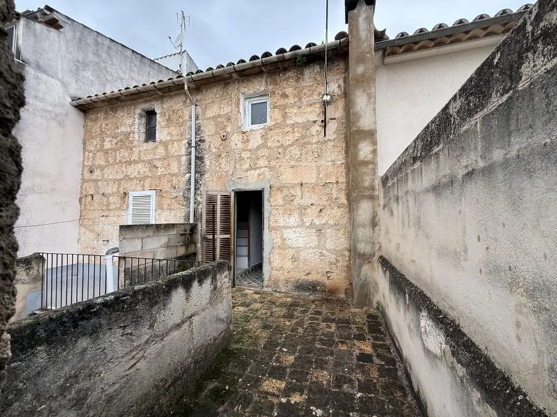 Rural or Farmhouse in Inca, Province of Balearic Islands — photo 1