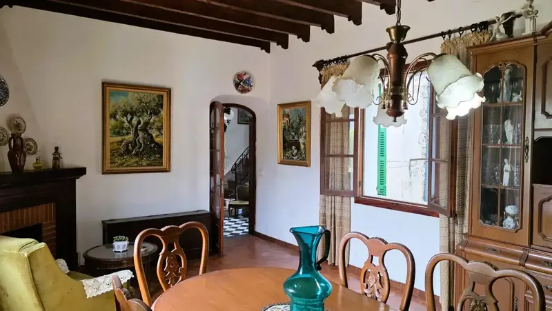 Discover this beautiful Mallorcan home of about 200 m² built, located in a quiet area on the outskirts of Sóller, surrounded by nature — photo 9