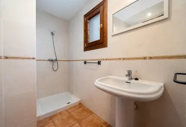 Townhouse with terrace, garage and 3 bedrooms in Es Llombards (Santanyí) — photo 10