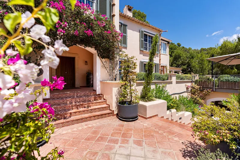 Villa in Camp de Mar - Mediterranean house with pool — photo 4