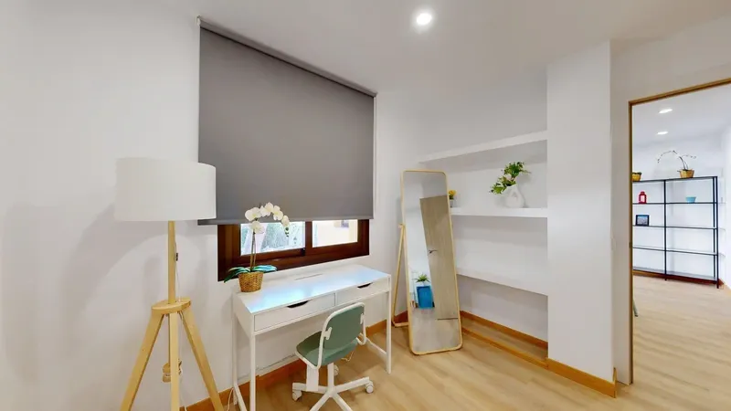 Discover this bright, fully renovated home in a quiet residential area of Magaluf, away from the noise and nightlife — photo 11