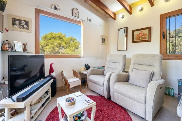 Traditional south-facing finca for sale in Alcudia, north Mallorca — photo 7