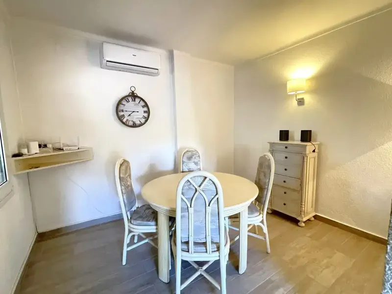 Villa of 200 square meters built in the quiet area of Son Bauló a short distance from the beach. Located in a very quiet area — photo 6