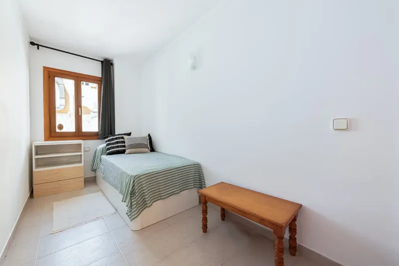 Spacious three-bedroom flat in the heart of Puerto de Pollença — photo 11
