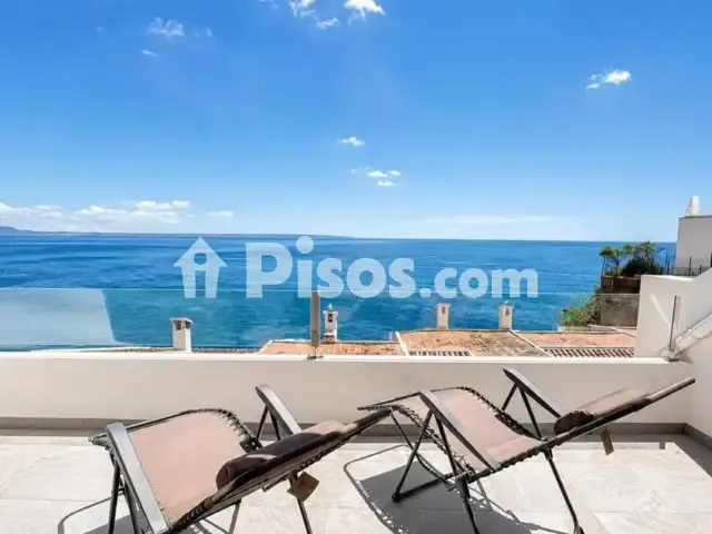 Townhouse on Carrer Torrenova — photo 1