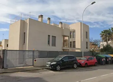 Extra large underground parking space in E... — photo 11