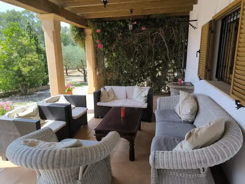 Unique opportunity to acquire a Mallorcan-style house for sale in Llubí, offering total privacy, a serene countryside setting — photo 9