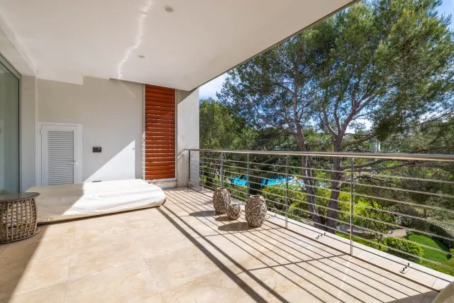 Stylish penthouse apartment for sale in Bendinat, southwest Mallorca — photo 3