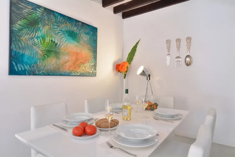 Temporary Professional Rental - Boutique Loft Plaza Mayor 2 Bedrooms — photo 8