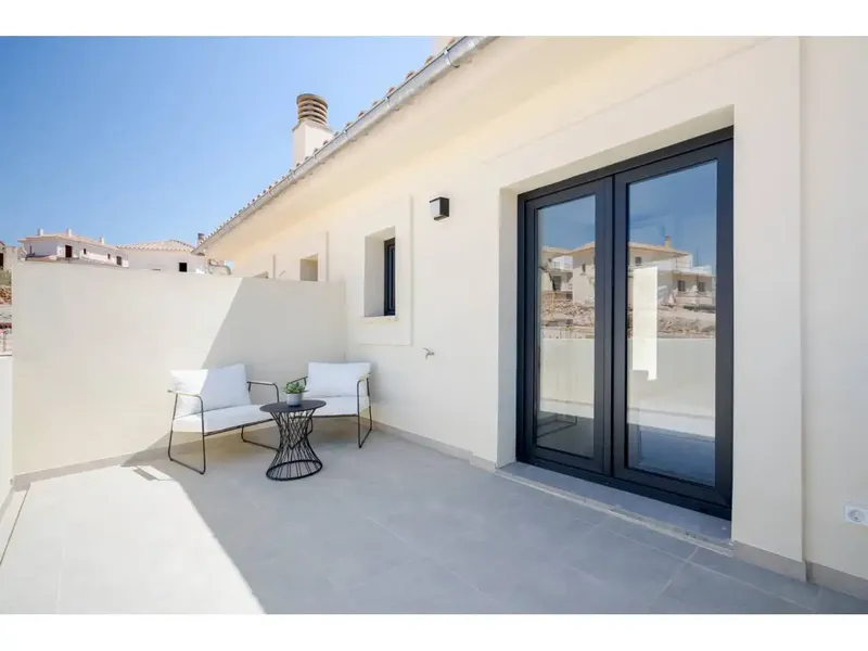 Promotion of 159 semi-detached individual villas, in the final phase, located in the residential area of Cala Romántica (municipality of Manacor) — photo 5