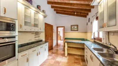 Rustic finca in Capdepera — photo 5