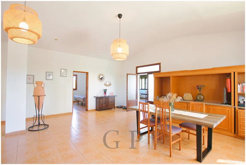 Real estate details — photo 4