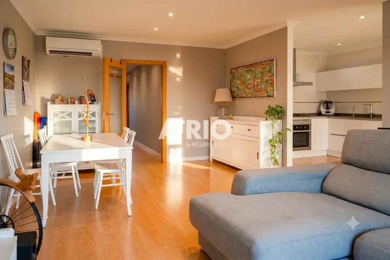 Spacious 3-bedroom apartment with parking and views of the Sierra de Tramuntana — Palmanyola — photo 5