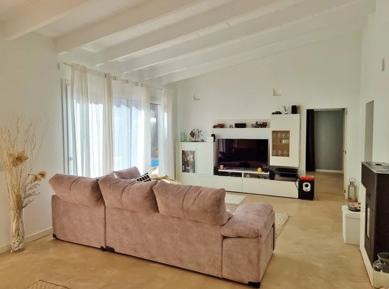 Port Verd: Bright, modern detached house with pool, roof terrace and sea access within walking distance — photo 9