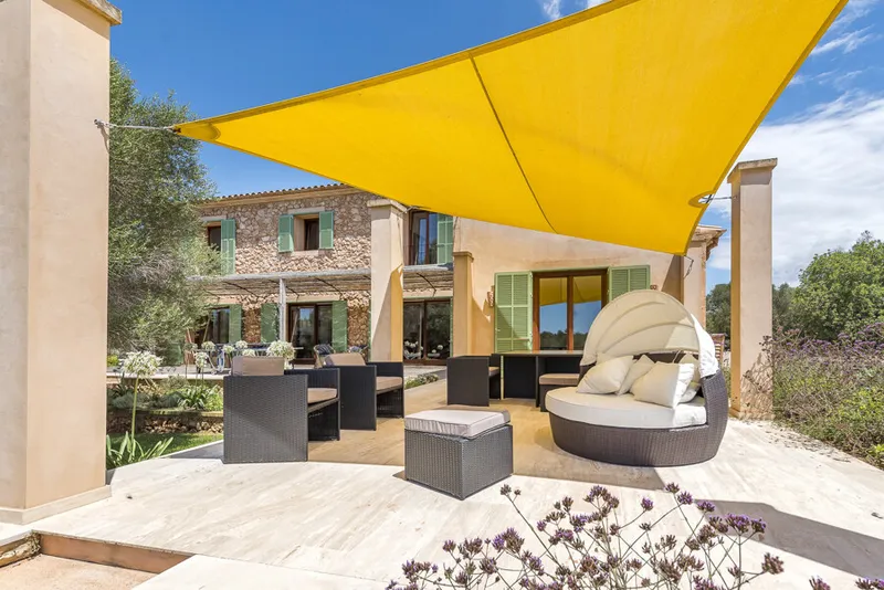 Luxurious Villa with Private Pool, Expansive Garden, and Holiday Rental Licence — photo 9