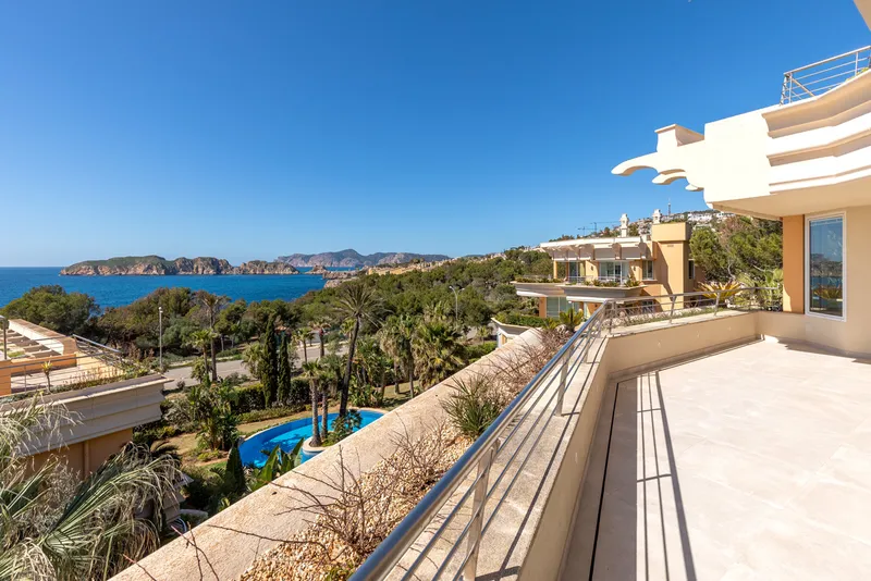 Penthouse in Santa Ponsa - Private pool on the large rooftop terrace — photo 3
