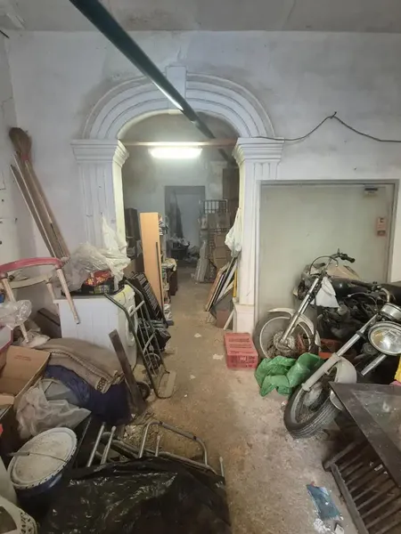 Unique opportunity: free-standing house with enormous potential and garden — photo 7