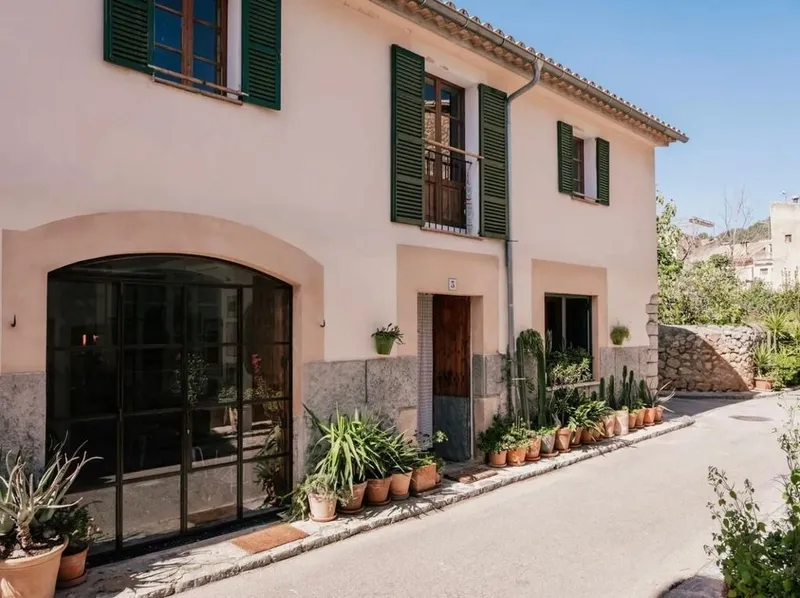 Luxury home in Esporles, Province of Balearic Islands — photo 1