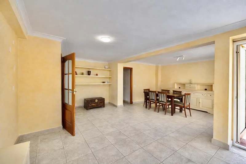 Apartment with wide and bright balcony in central area – El Fortí — photo 4