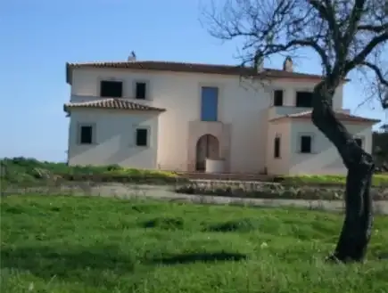 Large Andalusian-style estate on a hill near Es Llombards/Santanyí, with impressive panoramic views over Santanyí and the — photo 1