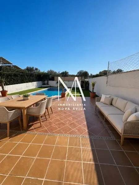 Se vende en EXCLUSIVA magnífico chalet pareado en Las Palmeras, Llucmajor, ubicado sobre una amplia parcela de 1.017 m2 y con aproximadament — photo 5