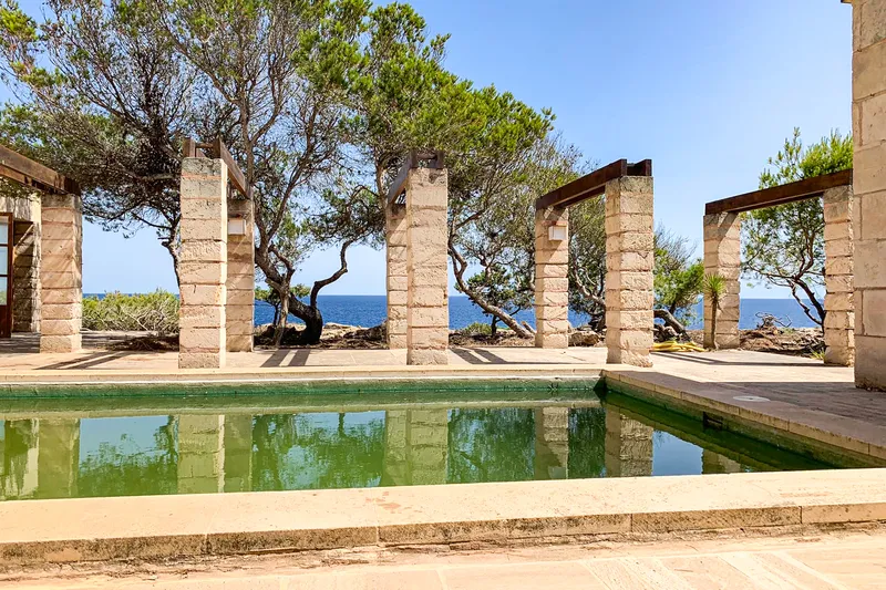Horizon Without Limits – Exclusive Villa with Approved Project on the Cliffs of Portopetro — photo 10