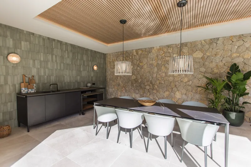 Sophisticated five-bedroom contemporary villa for sale in Port d’Andratx — photo 9
