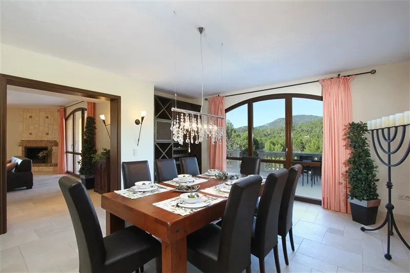 Mediterranean finca on a sensational estate in Santa María del Camí — photo 8