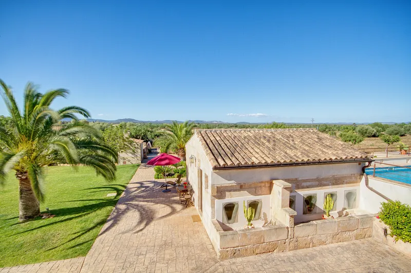 Charming agrotourism estate with pool and olive grove in Campos — photo 4