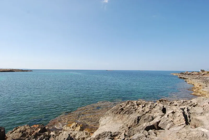 Urban plot in excellent location 600 meters from the beach in Colonia de Sant Jordi — photo 1