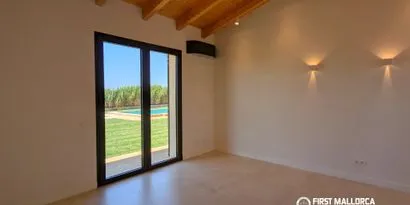 Real estate picture 0 Ref. No. 84202 — photo 11