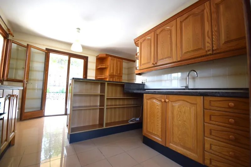 Detached house with garage for long-term rental — photo 10