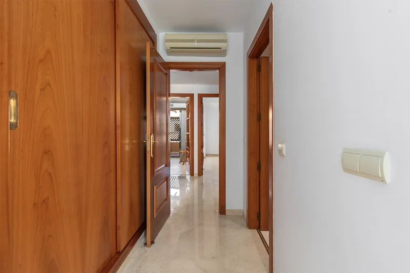 Elegante apartamento con terraza en un exclusivo complejo residencial junto al mar en Portixol, Palma Mas — photo 9