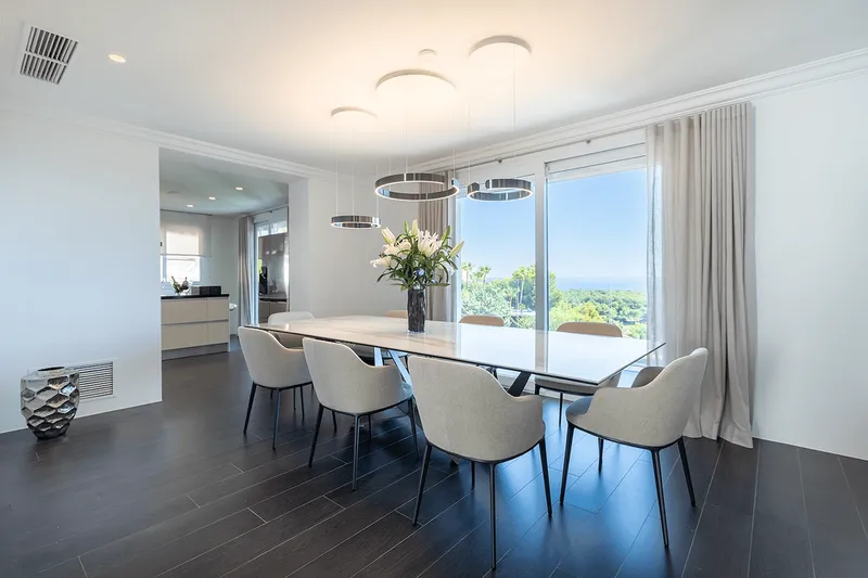 Mediterranean villa with pool and sea views in Bendinat — photo 11