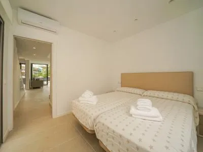 Modern semi-detached second line Puerto Alcudia — photo 10