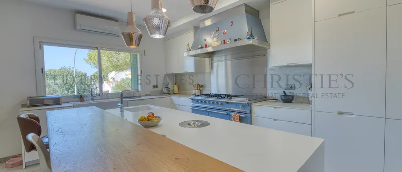 Well-kept villa in Santa Ponsa in quiet area with pool and garden — photo 10
