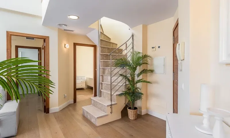 Penthouse with pool and garage in Establiments — photo 4