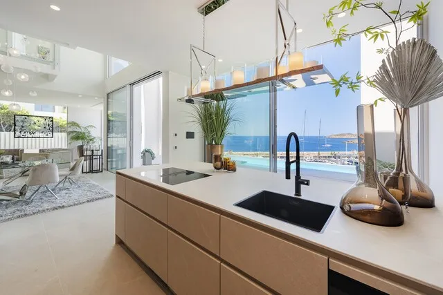 Incredible frontline villa for sale in El Toro, Port Adriano, Mallorca — photo 8