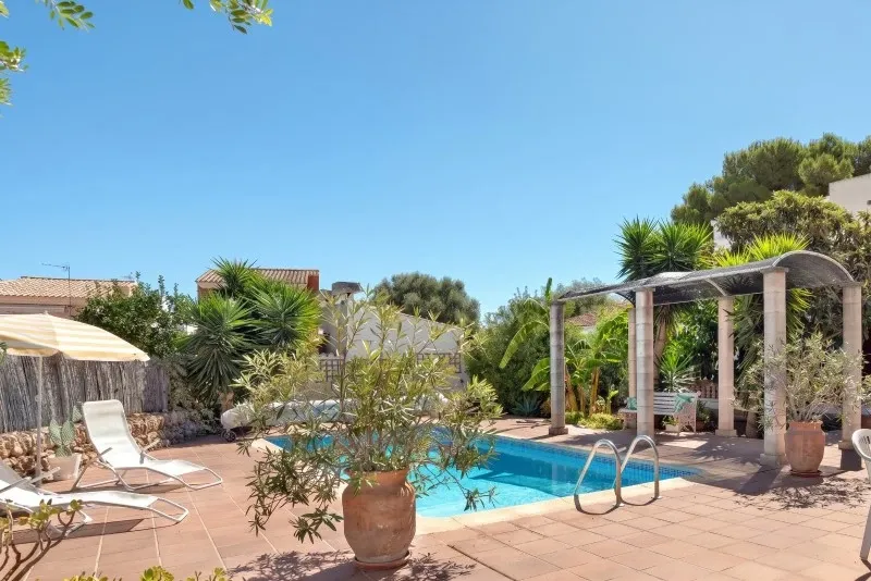 Casa con encanto, piscina y jardín en Sa Ràpita — photo 1
