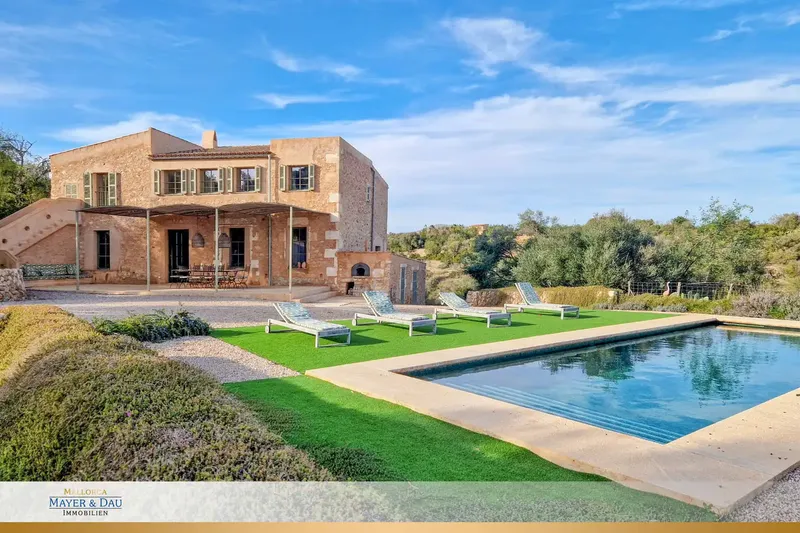 Exclusive Property with Sea Views Near the Rafael Nadal Academy – Your Mediterranean Dream Come True — photo 1