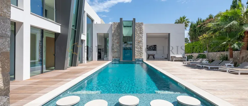 Modern designer villa in Santa Ponsa with lots of privacy — photo 1